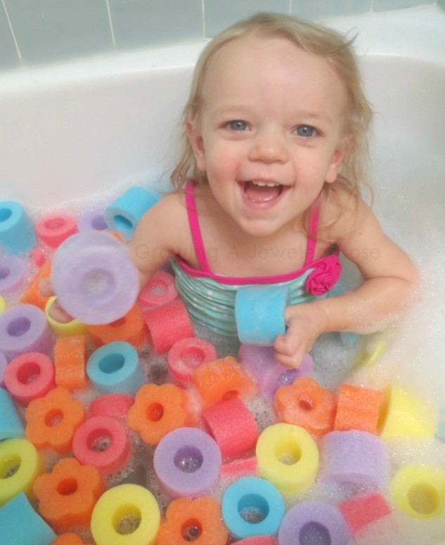 bathtub fun for toddlers