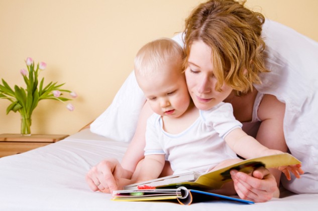 http://cdn.womensunitedonline.com/articles/image/P&B/baby-mom-reading.jpg